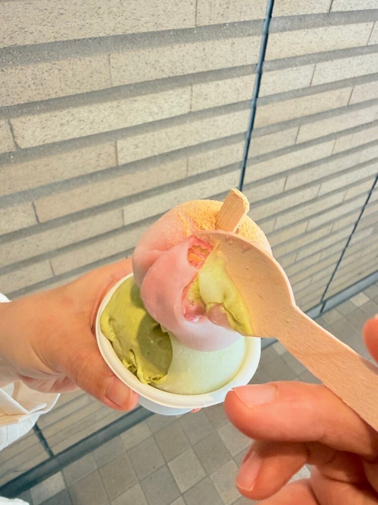 후쿠오카 이몬네 제라모치 떡이 늘어나는 모습