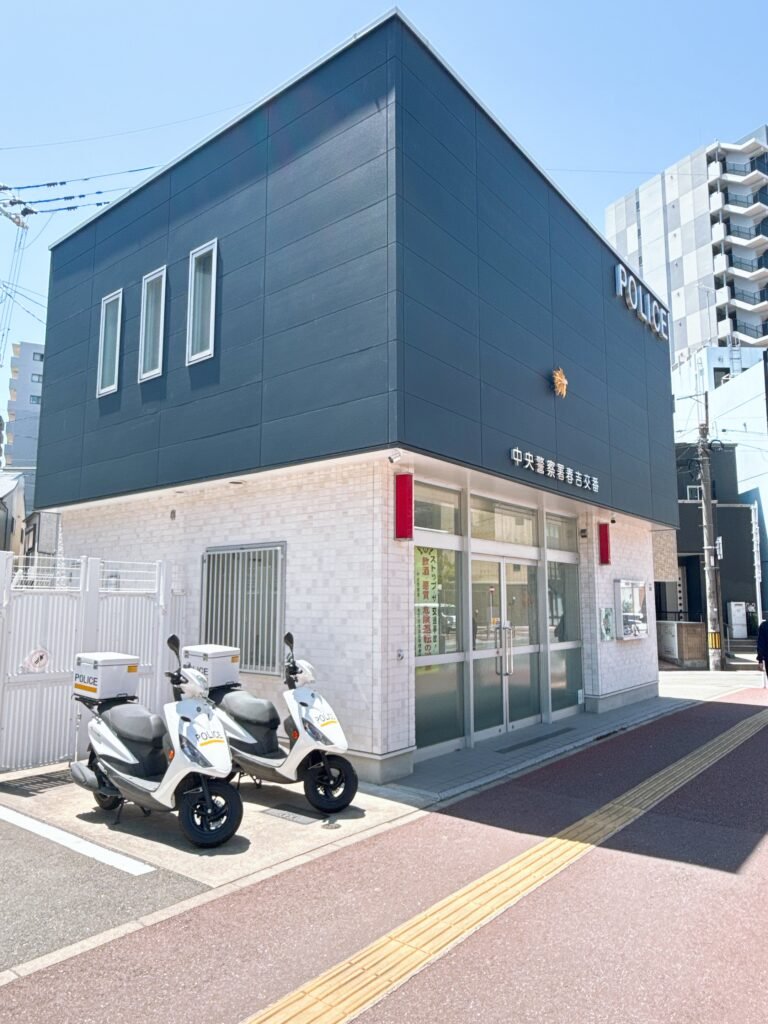호텔 메이 후쿠오카 텐진 주변 일본 경찰서와 경찰 오토바이