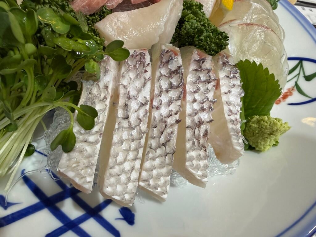 원스시 모둠회에 포함된 참돔 회